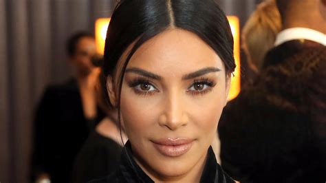 kim kardashian augenbrauen|Kim Kardashian schockt die Fans mit blondierten。